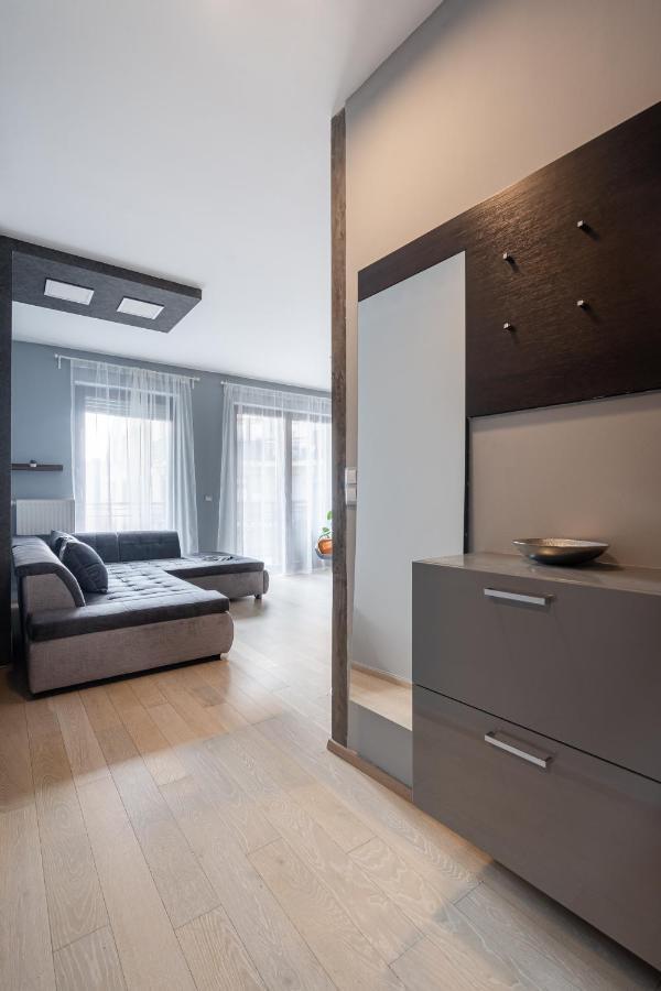 Апартаменты Urban Jungle Oasis King With Free Parking Будапешт Экстерьер фото
